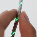 Kabel Headphone Pintar Google, Mainkan Lagu Hanya dengan Sentuhan