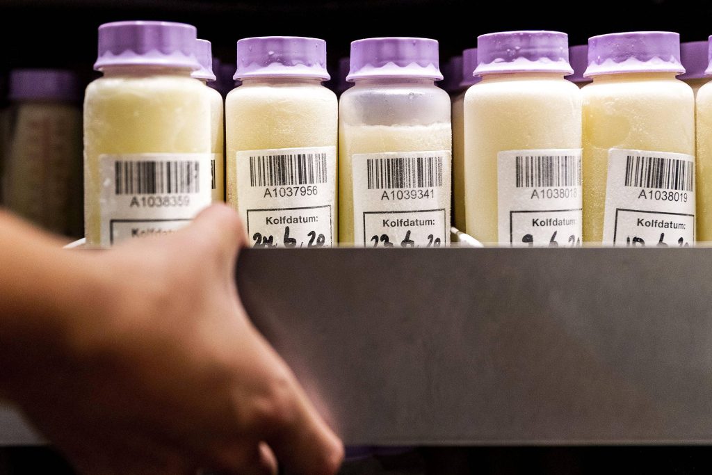 Riset: Air Susu Ibu Dapat Cegah dan Obati Virus Corona