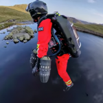 Viral, Tenaga Medis Gunakan Jet Pack Ala Iron Man
