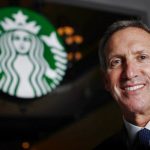 Keren! Pemilik Starbucks Ternyata Seorang Pengantar Koran