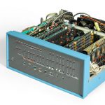 Ciri-Ciri Komputer Generasi Keempat