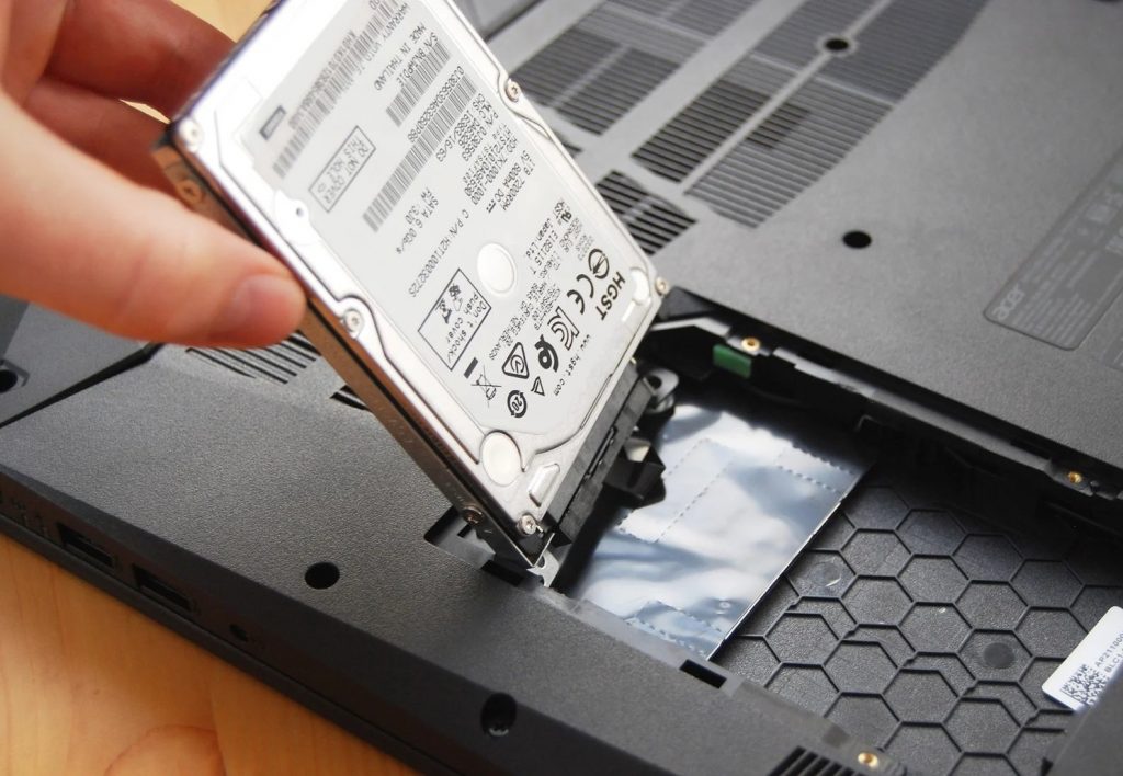 Cara Mengambil Data dari Laptop yang Rusak