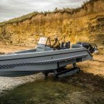Interceptor: Perahu Militer AS yang Mampu Merangkak di Darat
