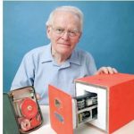 Sosok Profil Penemu Black Box Pesawat, David Warren