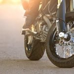 Ini Perbedaan Ban Tubles dan Biasa