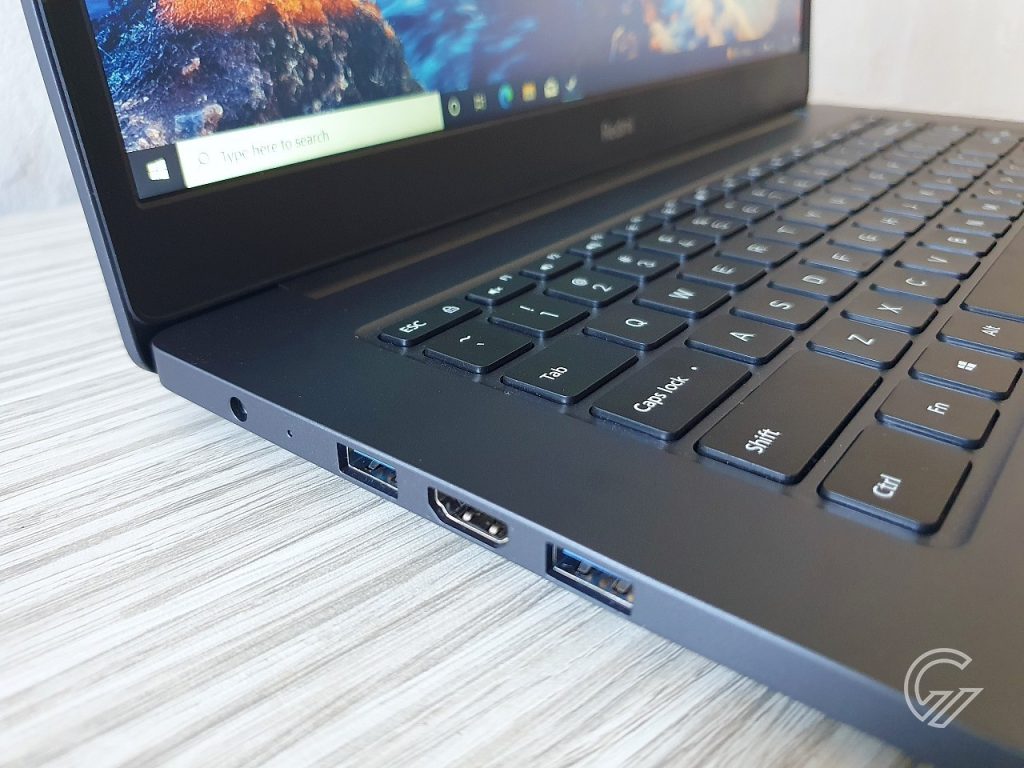 Port USB pada Leptop Punya Warna Berbeda, Apa Maksudnya?