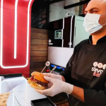 Canggih! Robot Buatan Israel Bisa Bikin Burger Pakai Print 3D