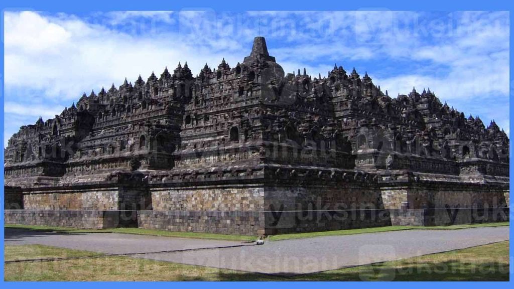 Perbedaan Candi Hindu dan Budha