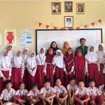 Penggunaan Media Diorama Oleh Tim PGSD FKIP UHAMKA Untuk Meningkatkan Semangat Belajar Siswa SDN Satu Atap 01 Pulau Pari, Kepulauan Seribu, DKI Jakarta