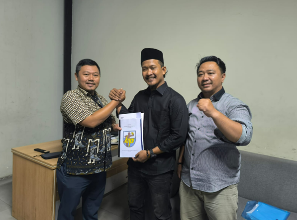 Penyerahan Laporan Muscam ke-X dan Calon Pengurus baru priode 2024-2027 KNPI PK Ciledug ke DPD KNPI Kota Tangerang