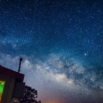 Mengapa Bintang Tidak Setiap Hari Memancarkan Sinarnya?