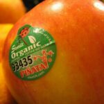 Kenali Arti Kode Stiker pada Buah yang Akan Anda Beli